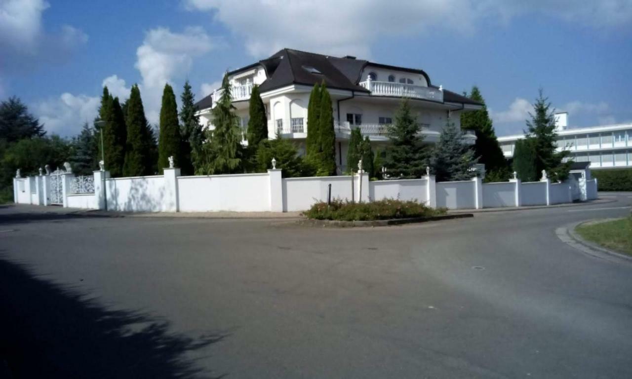 KirkelHomburg Naehe Uniklinik R公寓 外观 照片