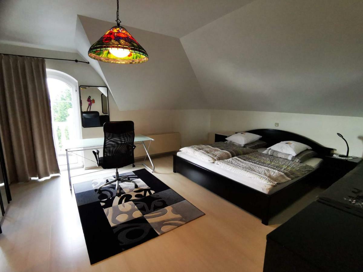 KirkelHomburg Naehe Uniklinik R公寓 外观 照片