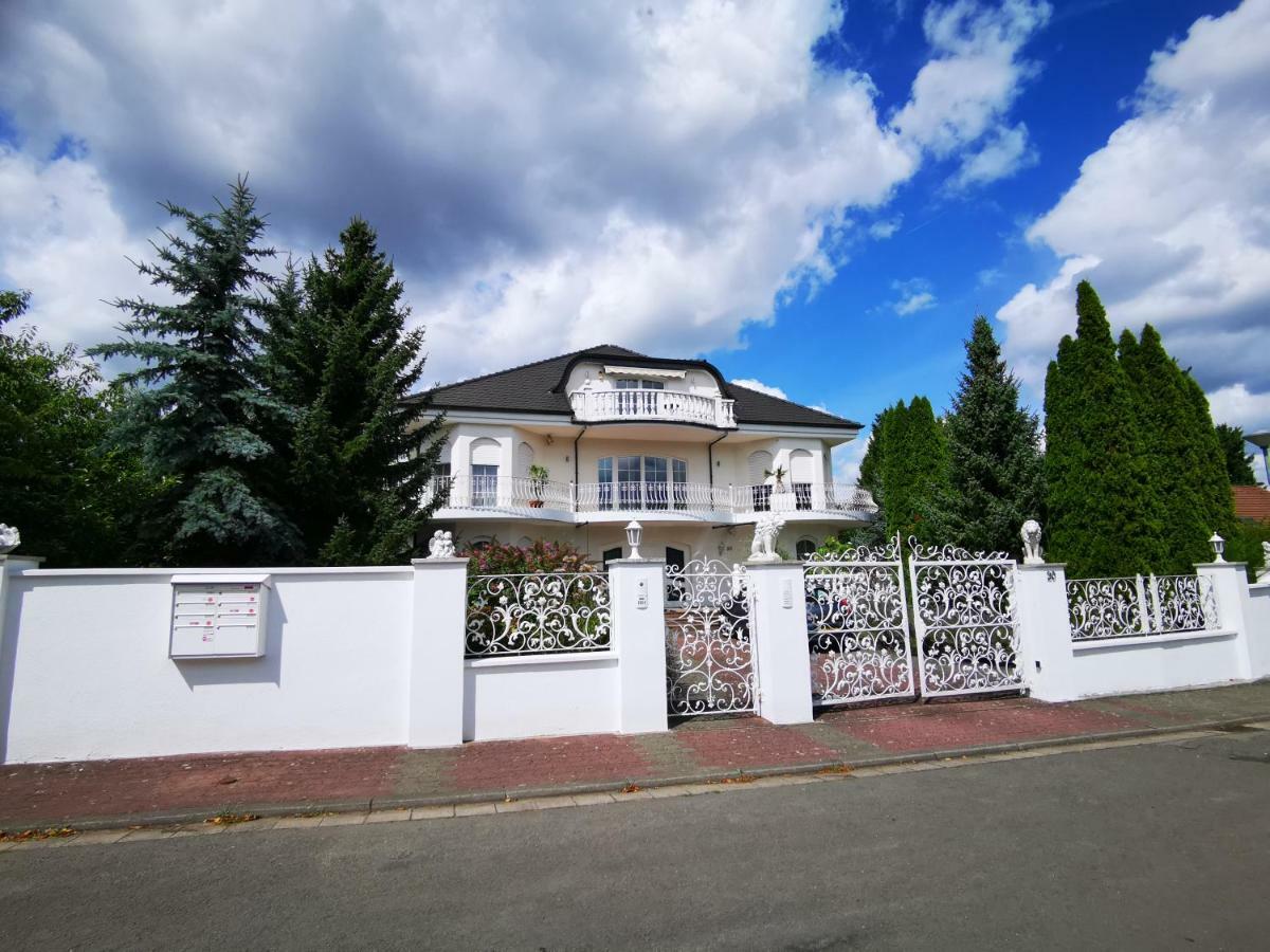 KirkelHomburg Naehe Uniklinik R公寓 外观 照片